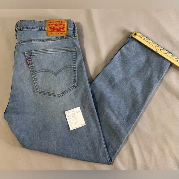Levi's 502 Jeans Regular Tapered Mens Tag: 36x32 (MEASURED‎ 38x30)
